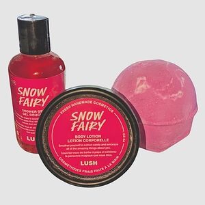 NEW Lush Bath Set